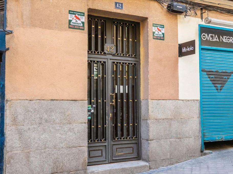 Apartamento A 2 Minutos De Lavapies, Madrid Apartment Bagian luar foto